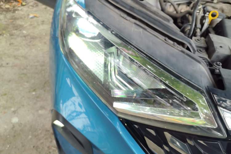 Used Jetta VS7 2020 1.4T Automatic Glory Edition Right Front Headlight