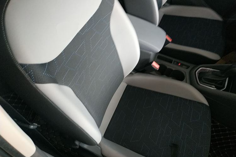 Used Jetta VS7 2020 1.4T Automatic Entry-Level Trim Right Front Seat