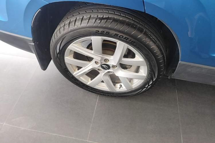 Used Jetta VS7 2020 1.4T Automatic Enjoyment Model Right Rear Wheel Hub