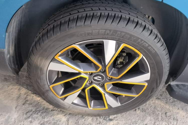 Used Jetta VS7 2020 1.4T Automatic Glory Edition Right Rear Wheel Hub
