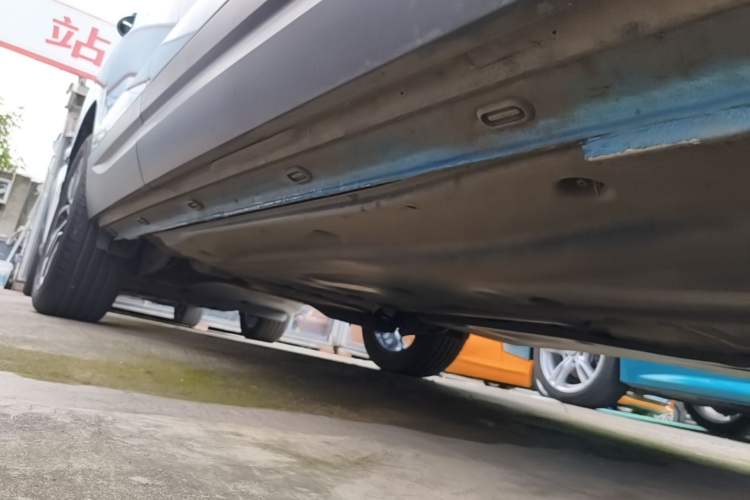 Used Jetta VS7 2020 1.4T Automatic Glory Edition Right Side Sill