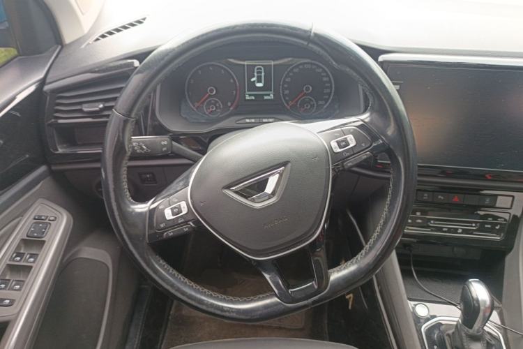 Used Jetta VS7 2020 1.4T Automatic Glory Edition Steering Wheel