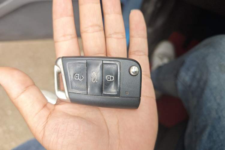 Used Jetta VS7 2020 1.4T Automatic Enjoyment Model Vehicle Key