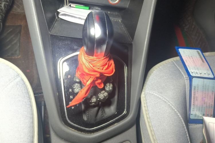 Used Jetta VS7 2020 1.4T Automatic Entry-Level Trim Gear Lever