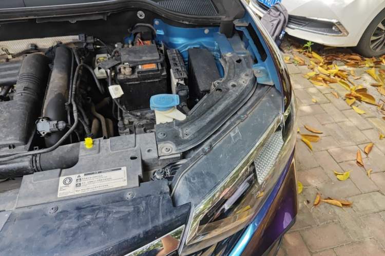 Used Jetta VS7 2020 1.4T Automatic Enjoyment Model Engine Bay Left