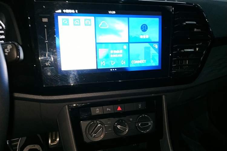 Used Jetta VS7 2020 1.4T Automatic Enjoyment Model Audio And AC Panel