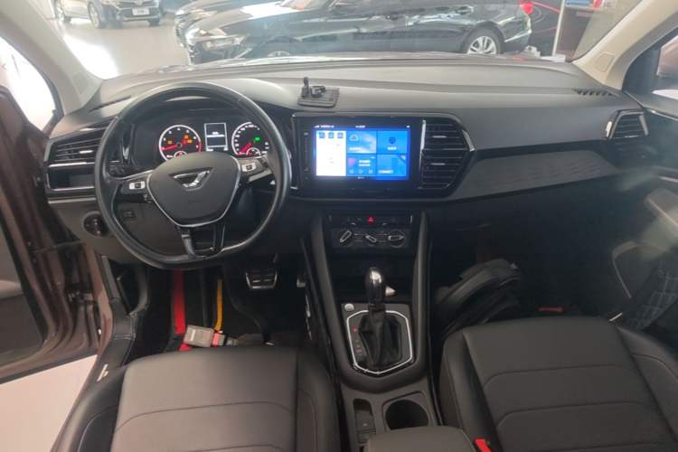 Used Jetta VS7 2020 1.4T Automatic Enjoyment Model Center Console
