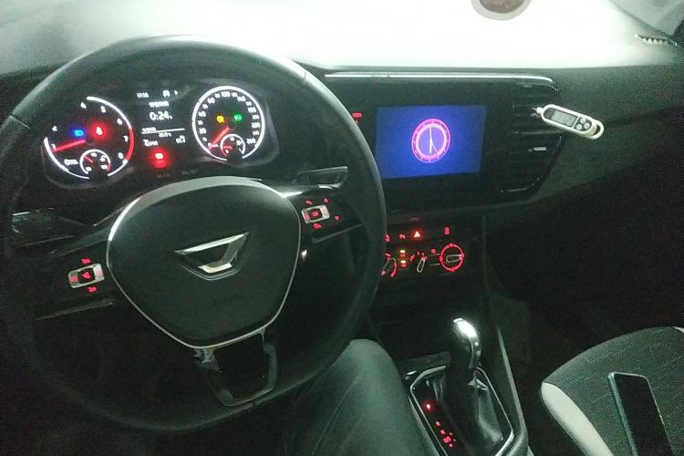 Used Jetta VS7 2020 1.4T Automatic Entry-Level Trim Center Console