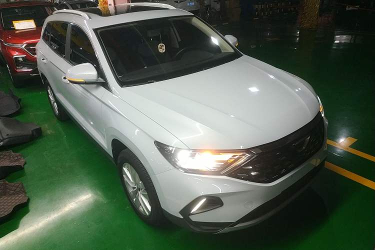 Used Jetta VS7 2020 1.4T Automatic Entry-Level Trim Front Right 45 Deg