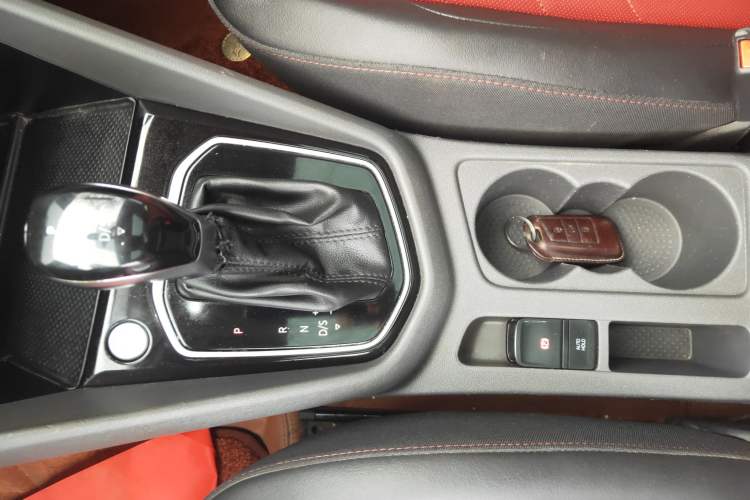 Used Jetta VS7 2020 1.4T Automatic Glory Edition Gear Lever
