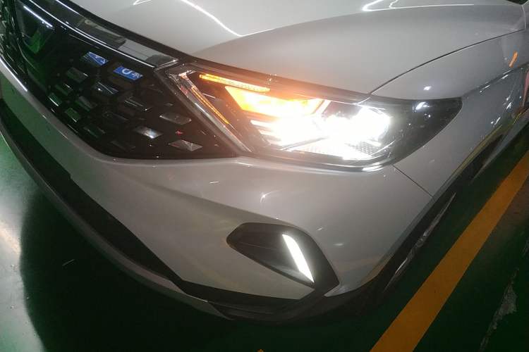 Used Jetta VS7 2020 1.4T Automatic Entry-Level Trim Left Front Headlight