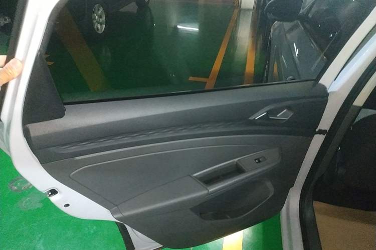 Used Jetta VS7 2020 1.4T Automatic Entry-Level Trim Left Rear Door Interior