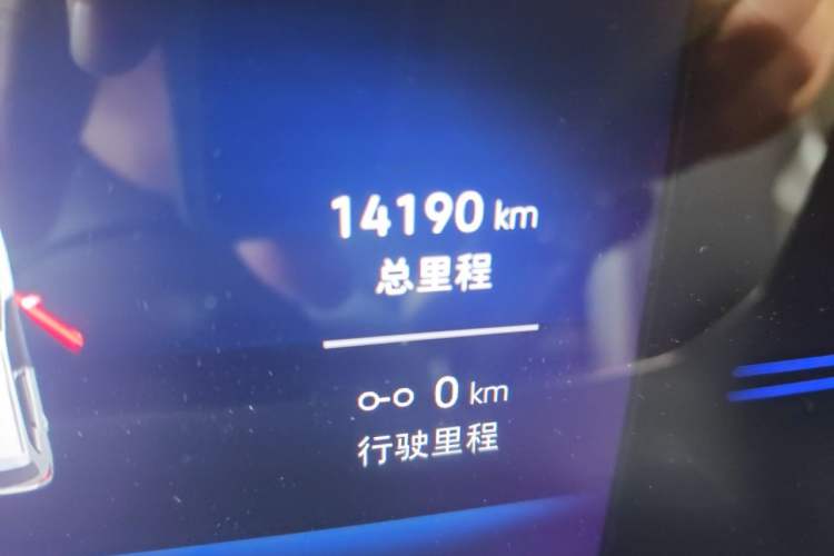 Used Jetta VS7 2020 1.4T Automatic Glory Edition Odometer Close Up