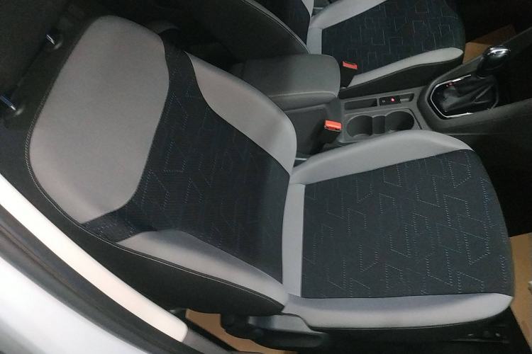 Used Jetta VS7 2020 1.4T Automatic Entry-Level Trim Right Front Seat
