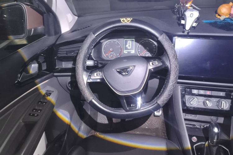Used Jetta VS7 2020 1.4T Automatic Enjoyment Model Steering Wheel