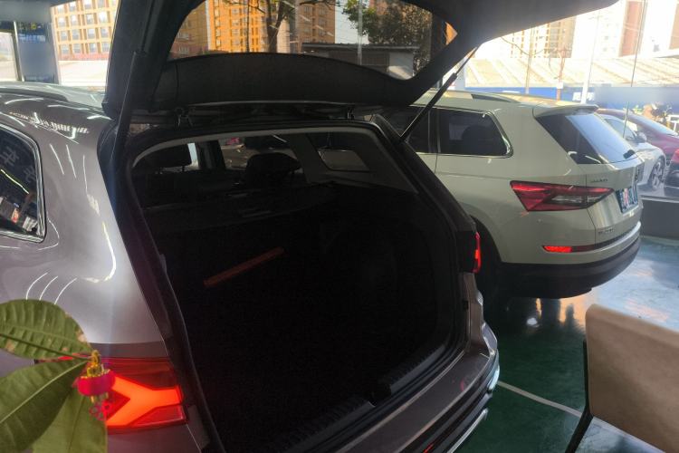 Used Jetta VS7 2020 1.4T Automatic Enjoyment Model Trunk