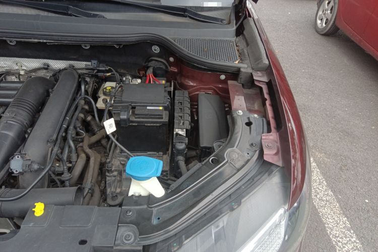 Used Jetta VS7 2020 1.4T Automatic Entry-Level Trim Engine Bay Left