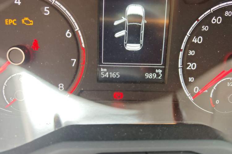 Used Jetta VS7 2020 1.4T Automatic "Thirty and Standing Firm" Edition Odometer Close Up