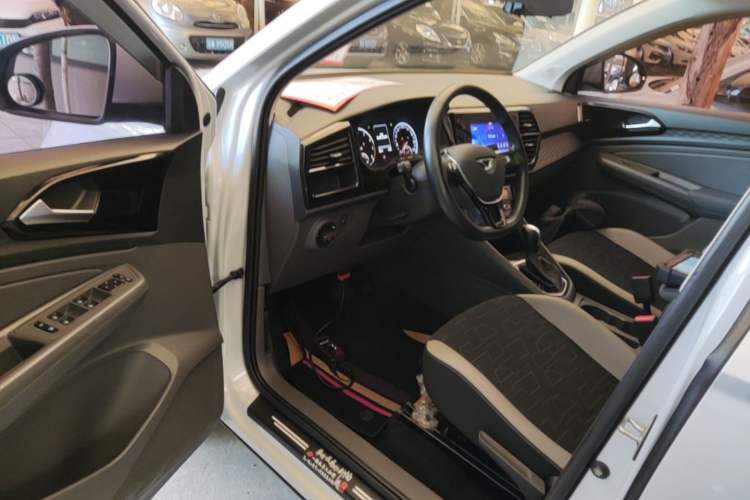 Used Jetta VS7 2020 1.4T Automatic Entry-Level Trim Driver Seat