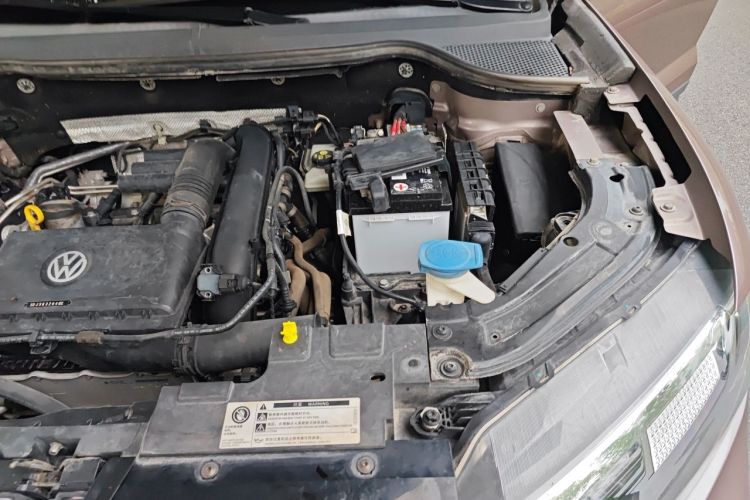 Used Jetta VS7 2020 1.4T Automatic Glory Edition Engine Bay Left