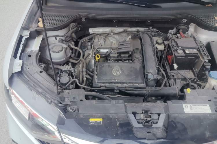 Used Jetta VS7 2020 1.4T Automatic Enjoyment Model Engine Bay Right