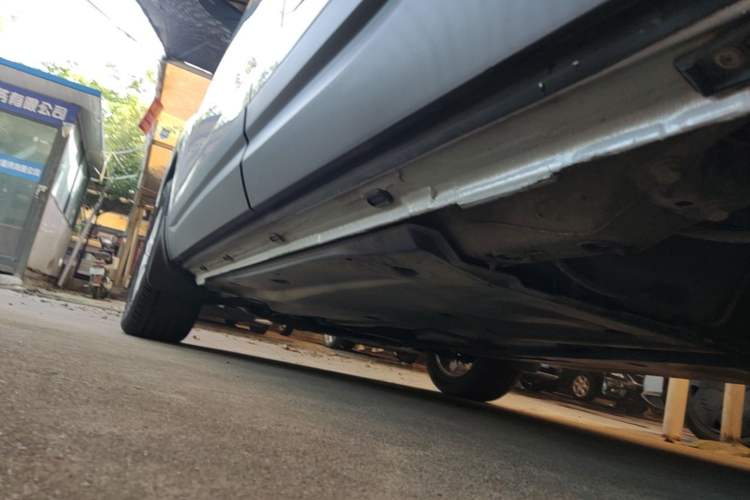 Used Jetta VS7 2020 1.4T Automatic Entry-Level Trim Left Side Sill