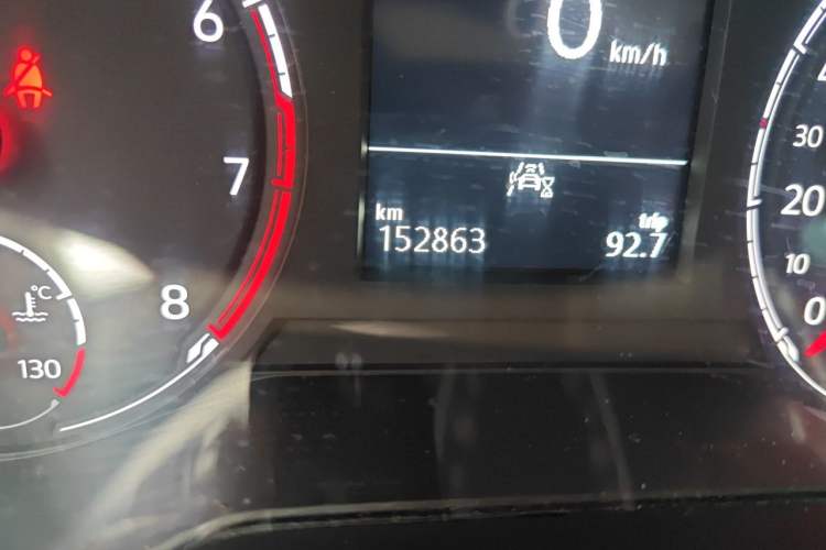 Used Jetta VS7 2020 1.4T Automatic Glory Edition Odometer Close Up