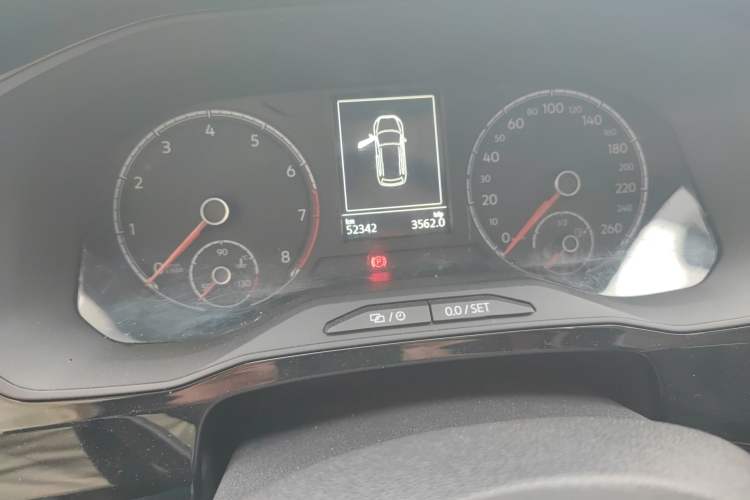 Used Jetta VS7 2020 1.4T Automatic Enjoyment Model Odometer Close Up
