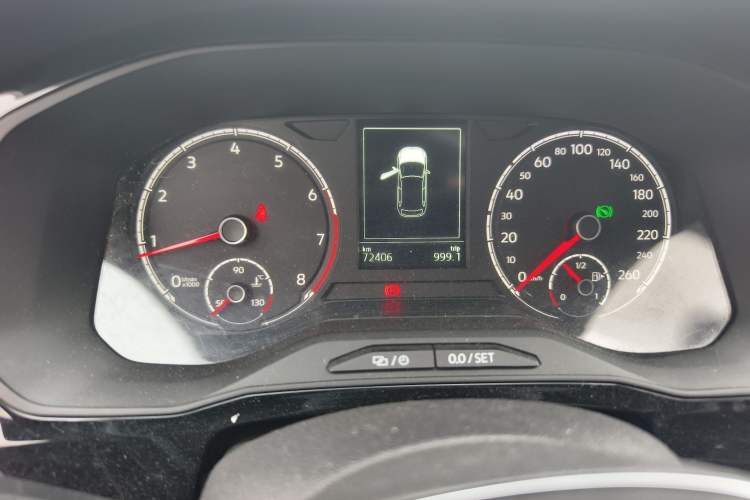 Used Jetta VS7 2020 1.4T Automatic Enjoyment Model Odometer Close Up
