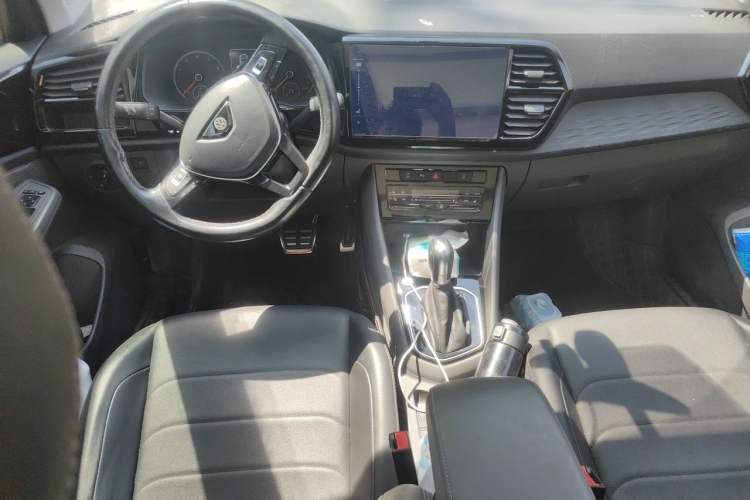Used Jetta VS7 2020 1.4T Automatic Glory Edition Center Console