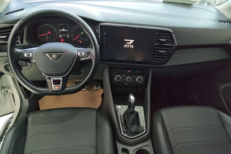 Used Jetta VS7 2020 1.4T Automatic Enjoyment Model Center Console