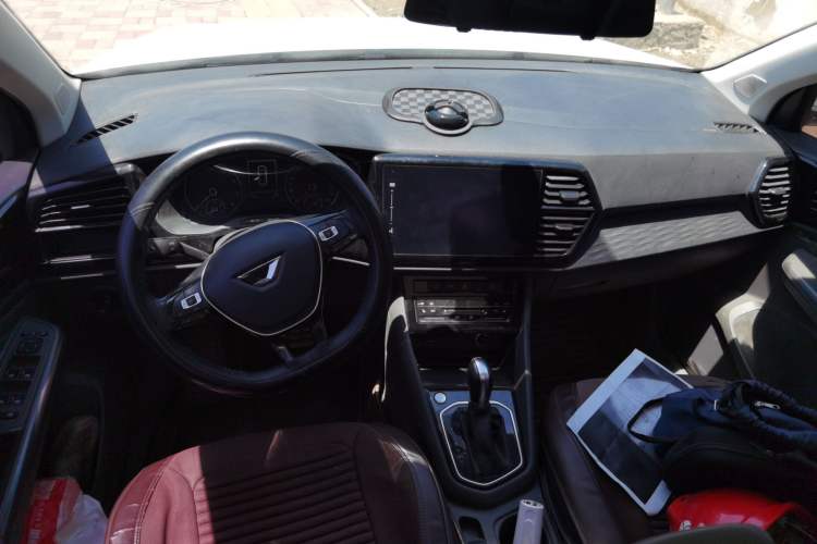 Used Jetta VS7 2020 1.4T Automatic Glory Edition Center Console
