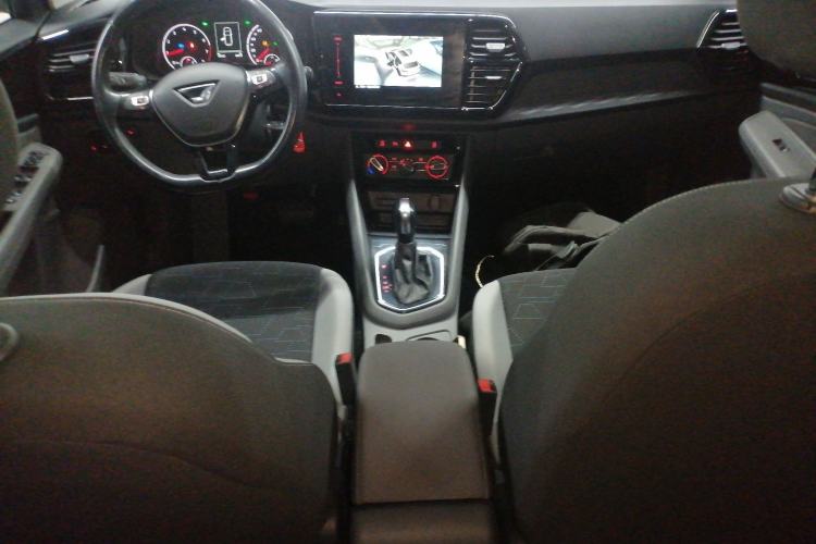 Used Jetta VS7 2020 1.4T Automatic Entry-Level Trim Center Console