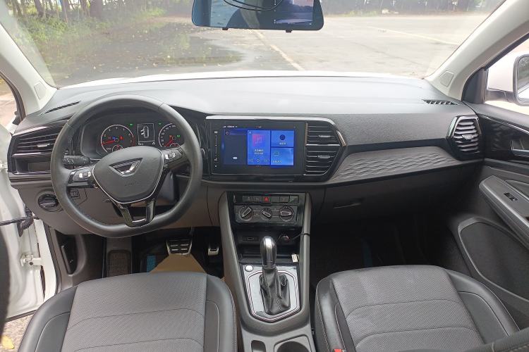 Used Jetta VS7 2020 1.4T Automatic Enjoyment Model Center Console