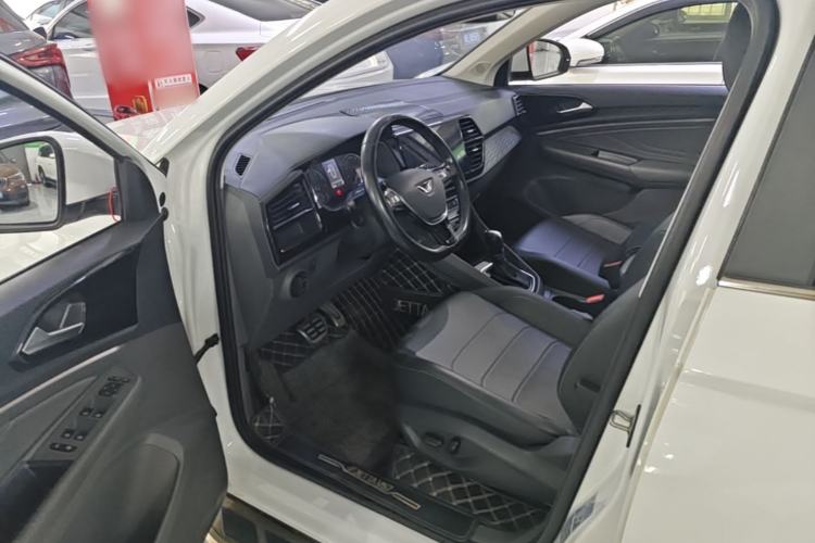 Used Jetta VS7 2020 1.4T Automatic Glory Edition Driver Seat