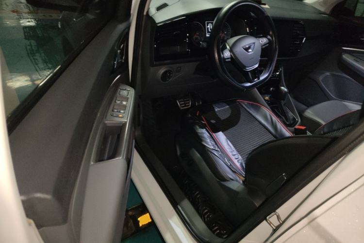 Used Jetta VS7 2020 1.4T Automatic Glory Edition Driver Seat