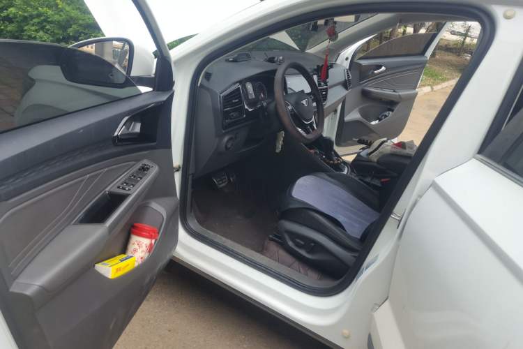 Used Jetta VS7 2020 1.4T Automatic Glory Edition Driver Seat