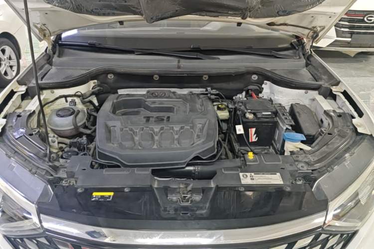 Used Jetta VS7 2020 1.4T Automatic Glory Edition Engine Bay