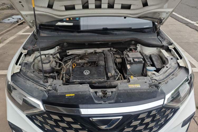 Used Jetta VS7 2020 1.4T Manual Entry-Level Trim Engine Bay