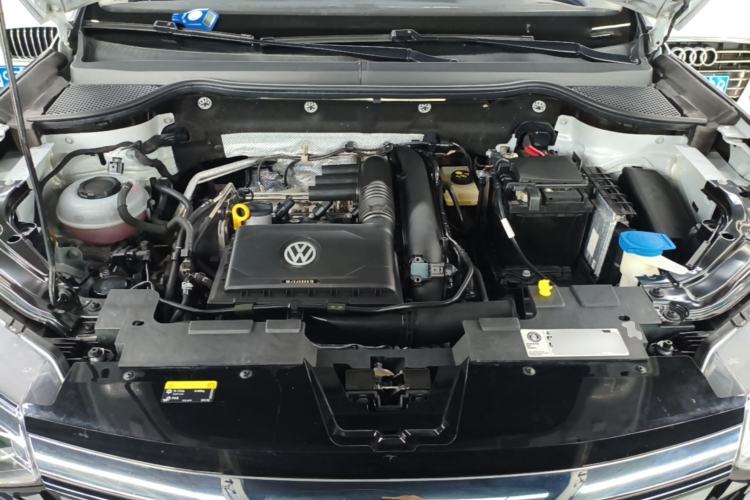 Used Jetta VS7 2020 1.4T Automatic Glory Edition Engine Bay