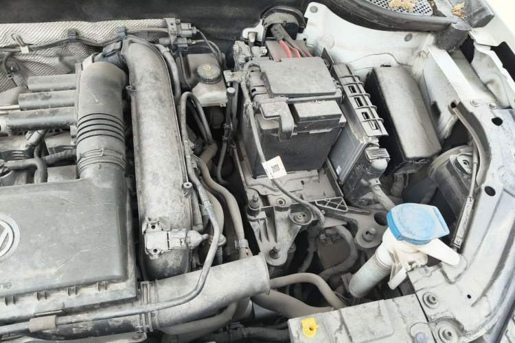 Used Jetta VS7 2020 1.4T Automatic Enjoyment Model Engine Bay Left
