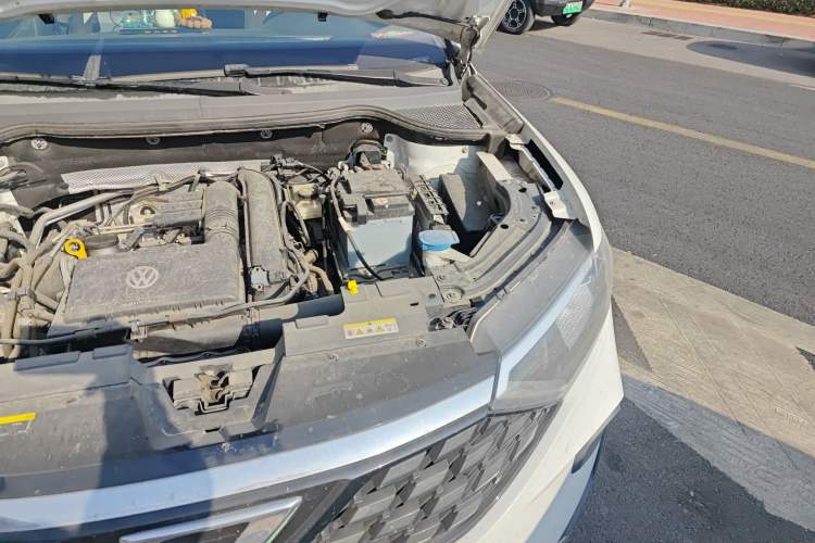 Used Jetta VS7 2020 1.4T Automatic Enjoyment Model Engine Bay Left