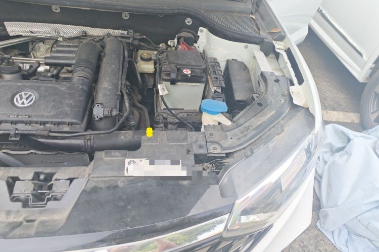 Used Jetta VS7 2020 1.4T Manual Entry-Level Trim Engine Bay Left