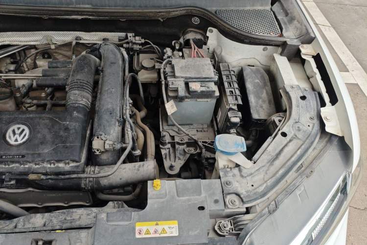 Used Jetta VS7 2020 1.4T Manual Entry-Level Trim Engine Bay Left