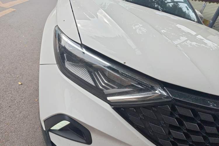 Used Jetta VS7 2020 1.4T Automatic Entry-Level Trim Exterior 3