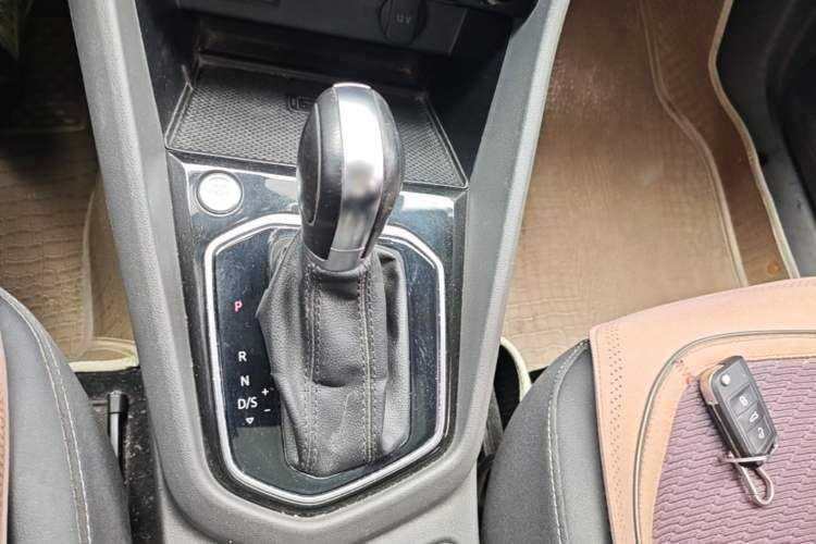 Used Jetta VS7 2020 1.4T Automatic Enjoyment Model Gear Lever