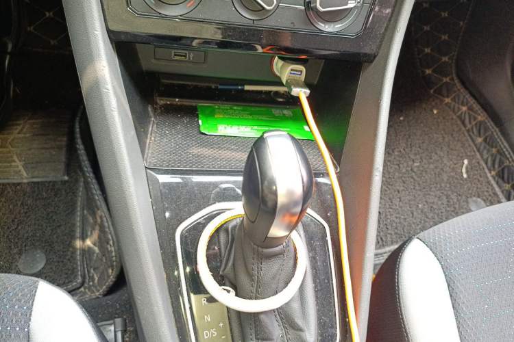 Used Jetta VS7 2020 1.4T Automatic Entry-Level Trim Gear Lever