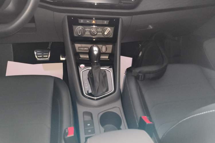 Used Jetta VS7 2020 1.4T Automatic Enjoyment Model Gear Lever
