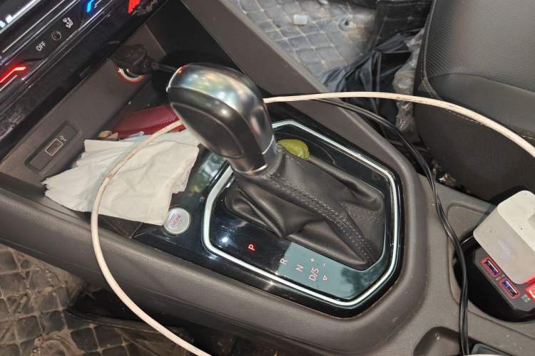 Used Jetta VS7 2020 1.4T Automatic Glory Edition Gear Lever