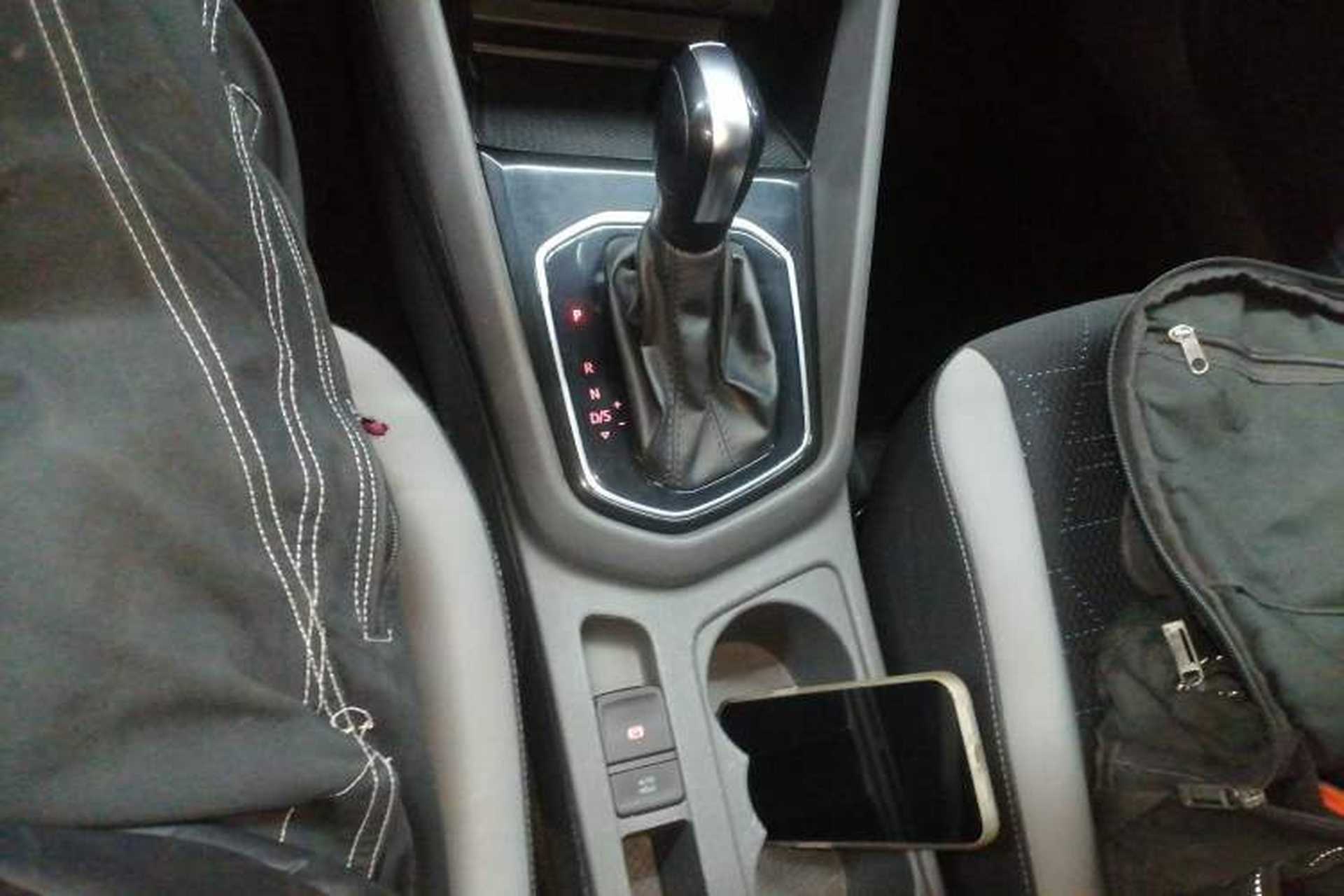 Used Jetta VS7 2020 1.4T Automatic Entry-Level Trim Gear Lever